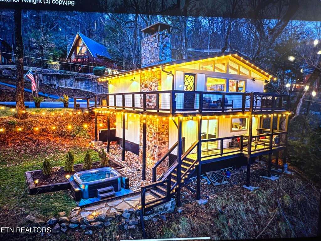 Photo of 1533 Zurich Rd Rd, Gatlinburg, TN 37738 (MLS # 1297787)