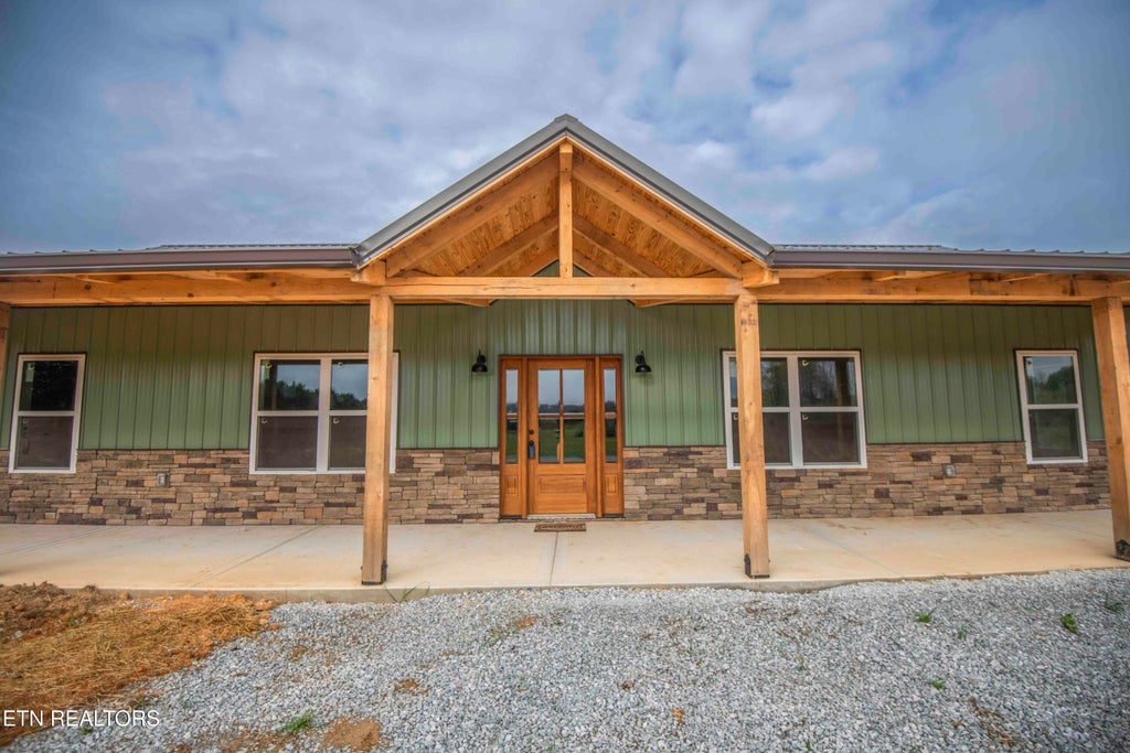 Photo of 175 Beaty Drive, Spring City, TN 37381 (MLS # 1281604)