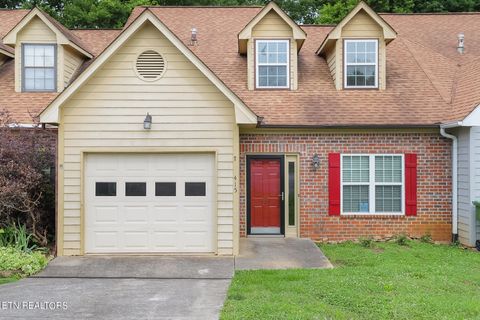 Single Family Residence in Maryville TN 415 Bayberry Terrace.jpg