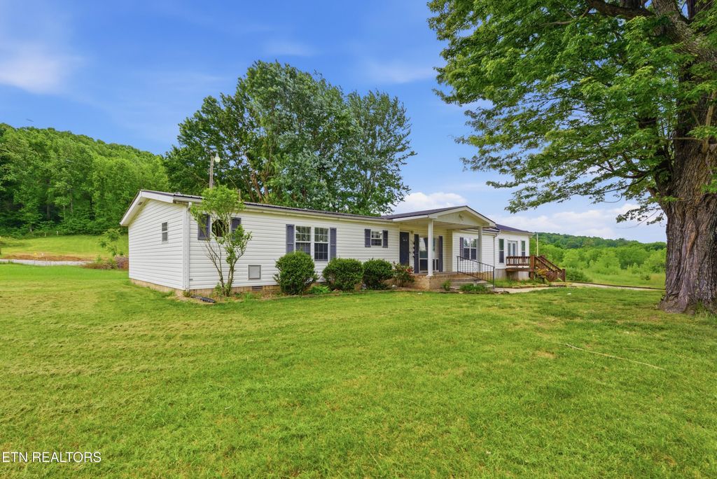 Photo of 6101 Spring Creek Rd, Cookeville, TN 38506 (MLS # 1339741)