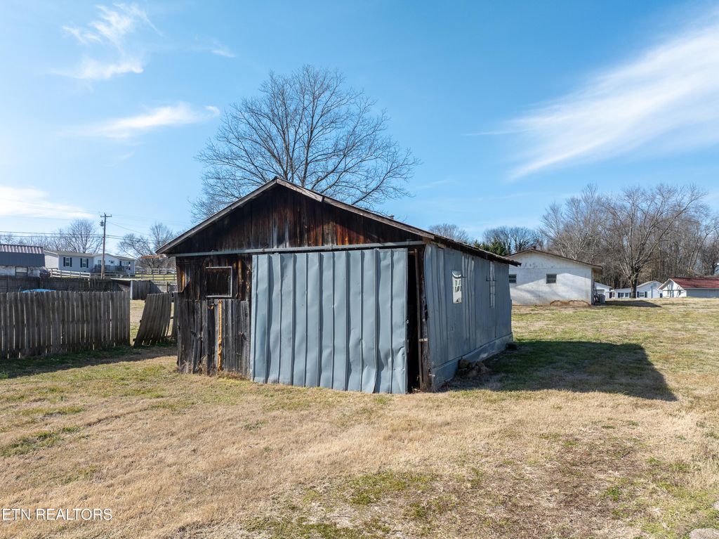 Photo of 4748 Wildwood Rd, Maryville, TN 37804 (MLS # 1329285)