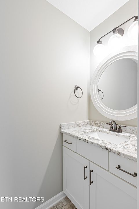 Tiny photo for 2016 Highlands Ridge Lane, Knoxville, TN 37932 (MLS # 1325085)