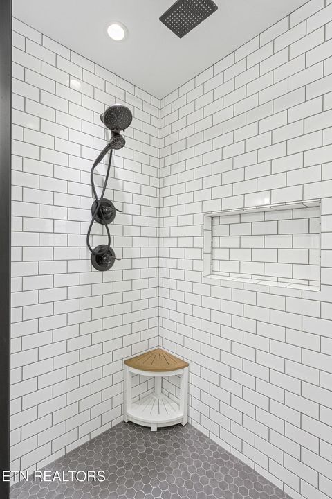 Tiny photo for 2016 Highlands Ridge Lane, Knoxville, TN 37932 (MLS # 1325085)