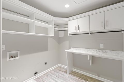 Tiny photo for 2016 Highlands Ridge Lane, Knoxville, TN 37932 (MLS # 1325085)