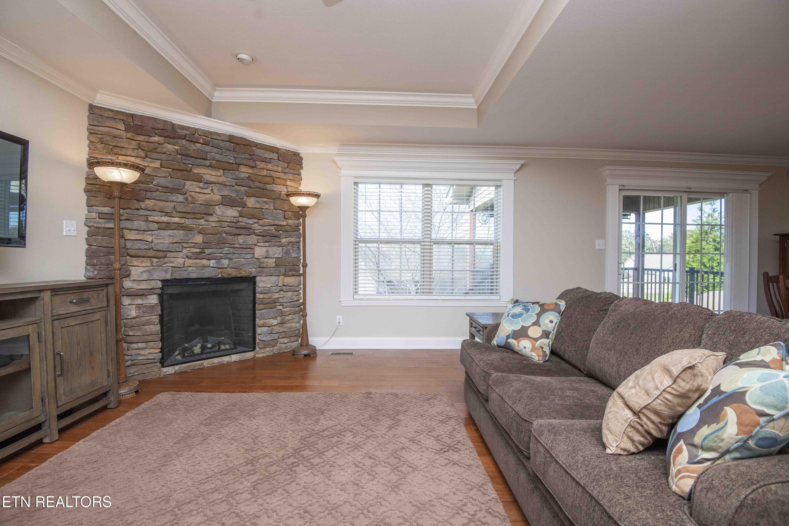 2727 Barsha Fields Lane