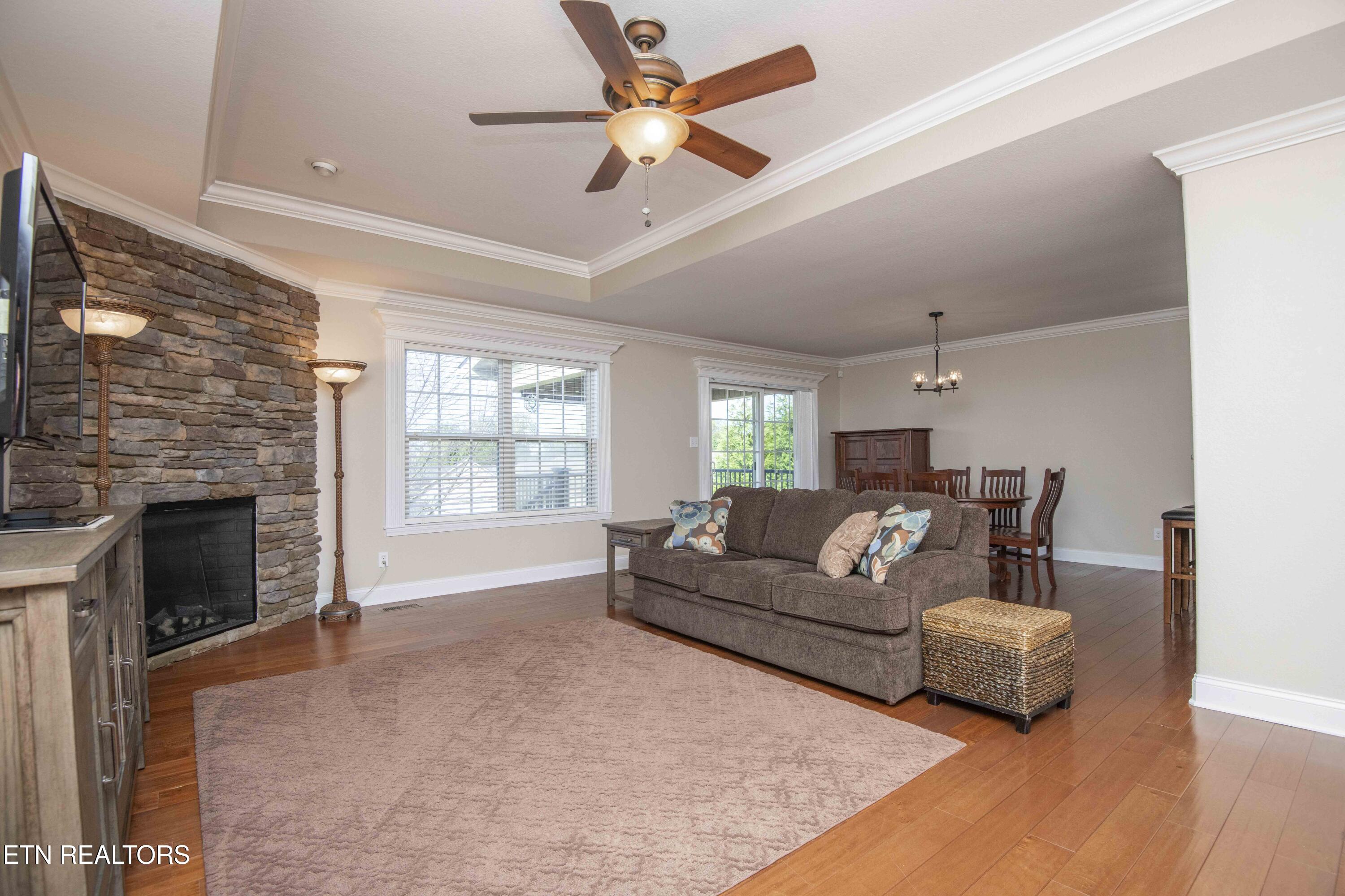 2727 Barsha Fields Lane