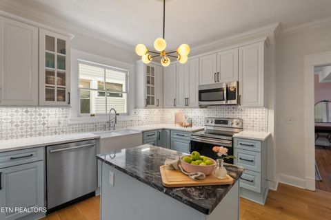 Tiny photo for 2309 Washington Ave, Knoxville, TN 37917 (MLS # 1337845)