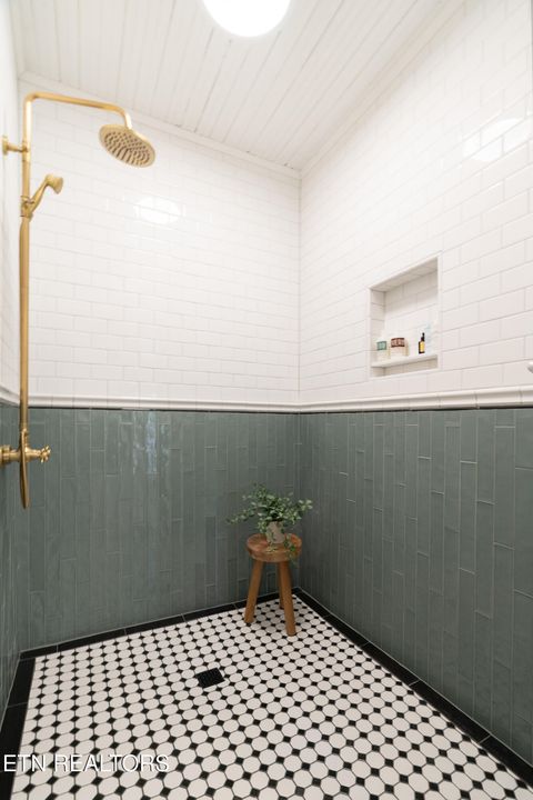 Tiny photo for 2309 Washington Ave, Knoxville, TN 37917 (MLS # 1337845)