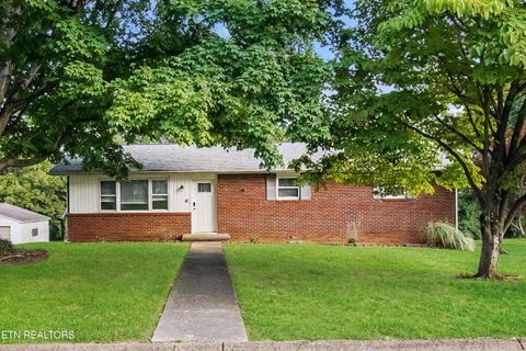 Photo of 6113 Clayberry Drive, Knoxville, TN 37931 (MLS # 1325762)