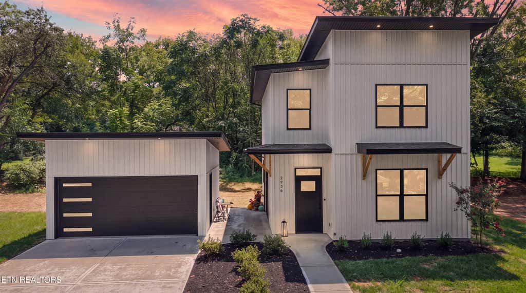 Photo of 2936 Beaumaple Way, Knoxville, TN 37917 (MLS # 1352495)