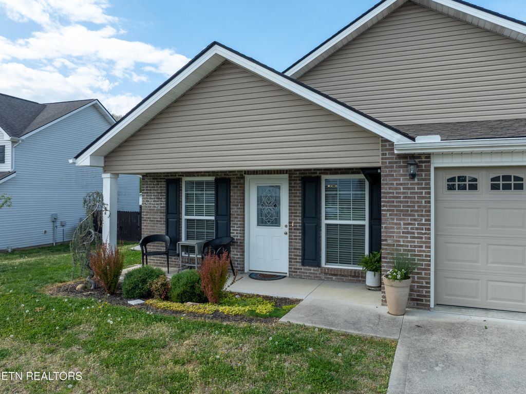 Photo of 120 Bellas Way, Maryville, TN 37801 (MLS # 1335631)