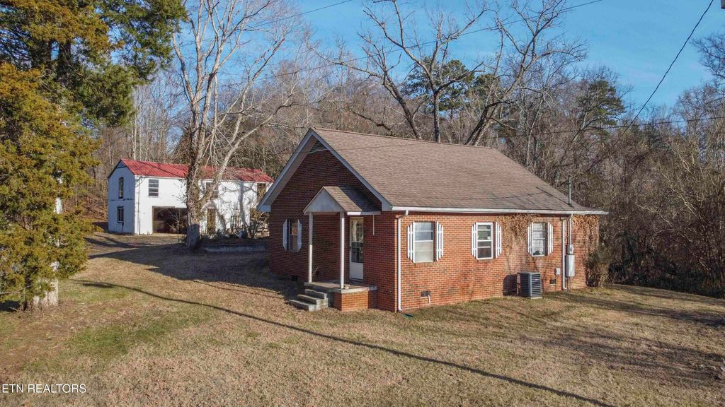 Photo of 1876 E Old Topside Rd, Louisville, TN 37777 (MLS # 1288272)