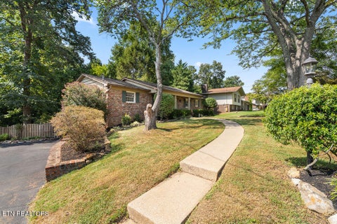 Tiny photo for 929 Corning Rd, Knoxville, TN 37923 (MLS # 1354985)