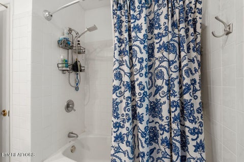 Tiny photo for 929 Corning Rd, Knoxville, TN 37923 (MLS # 1354985)