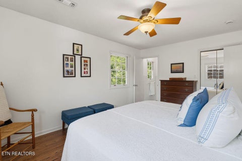 Tiny photo for 929 Corning Rd, Knoxville, TN 37923 (MLS # 1354985)