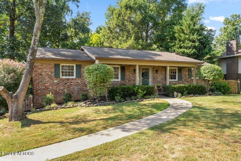 Tiny photo for 929 Corning Rd, Knoxville, TN 37923 (MLS # 1354985)