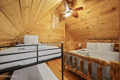 Tiny photo for 1483 Honey Oaks Way, Sevierville, TN 37876 (MLS # 1329334)