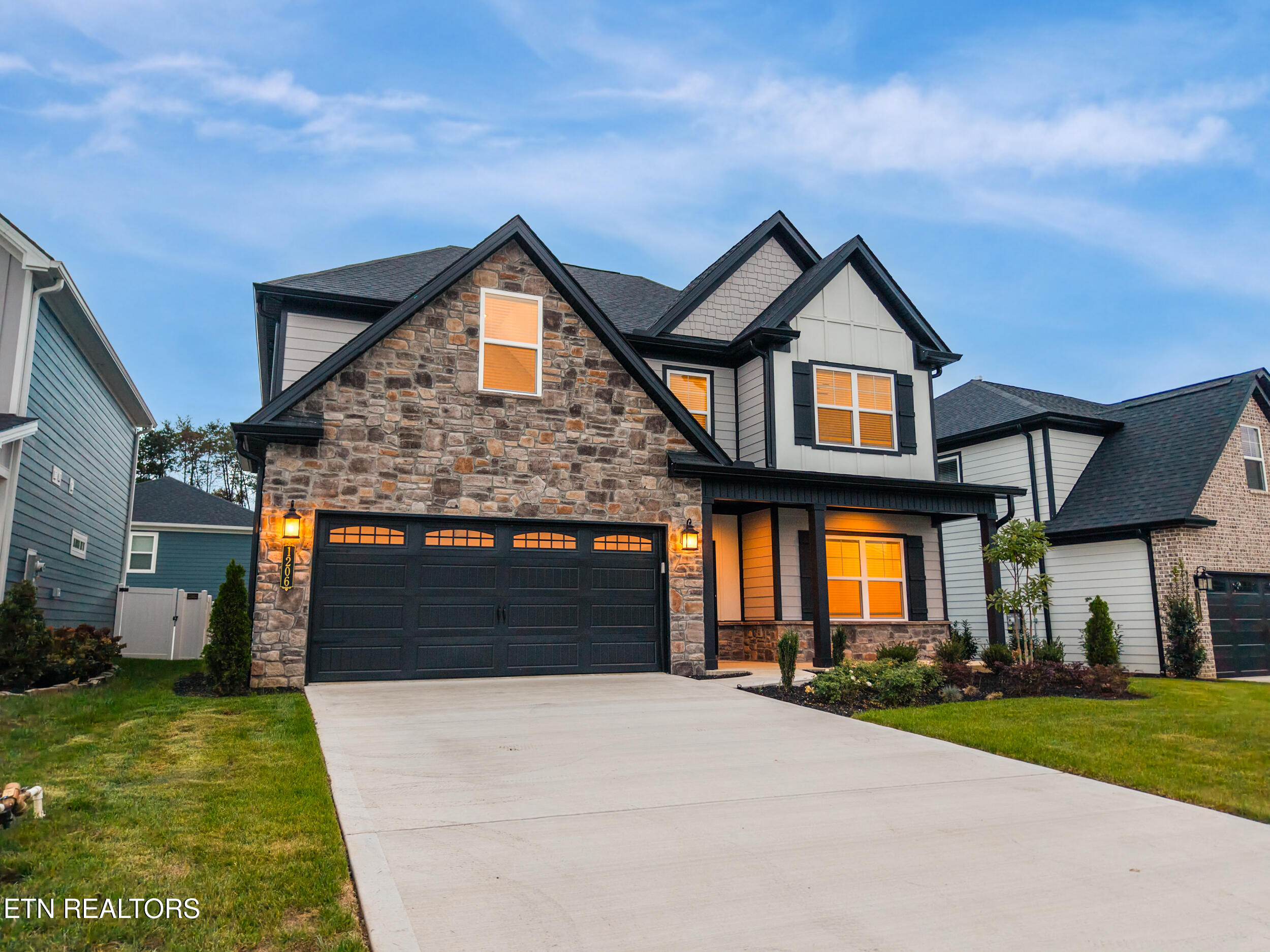 1206 Fort Craig Tr