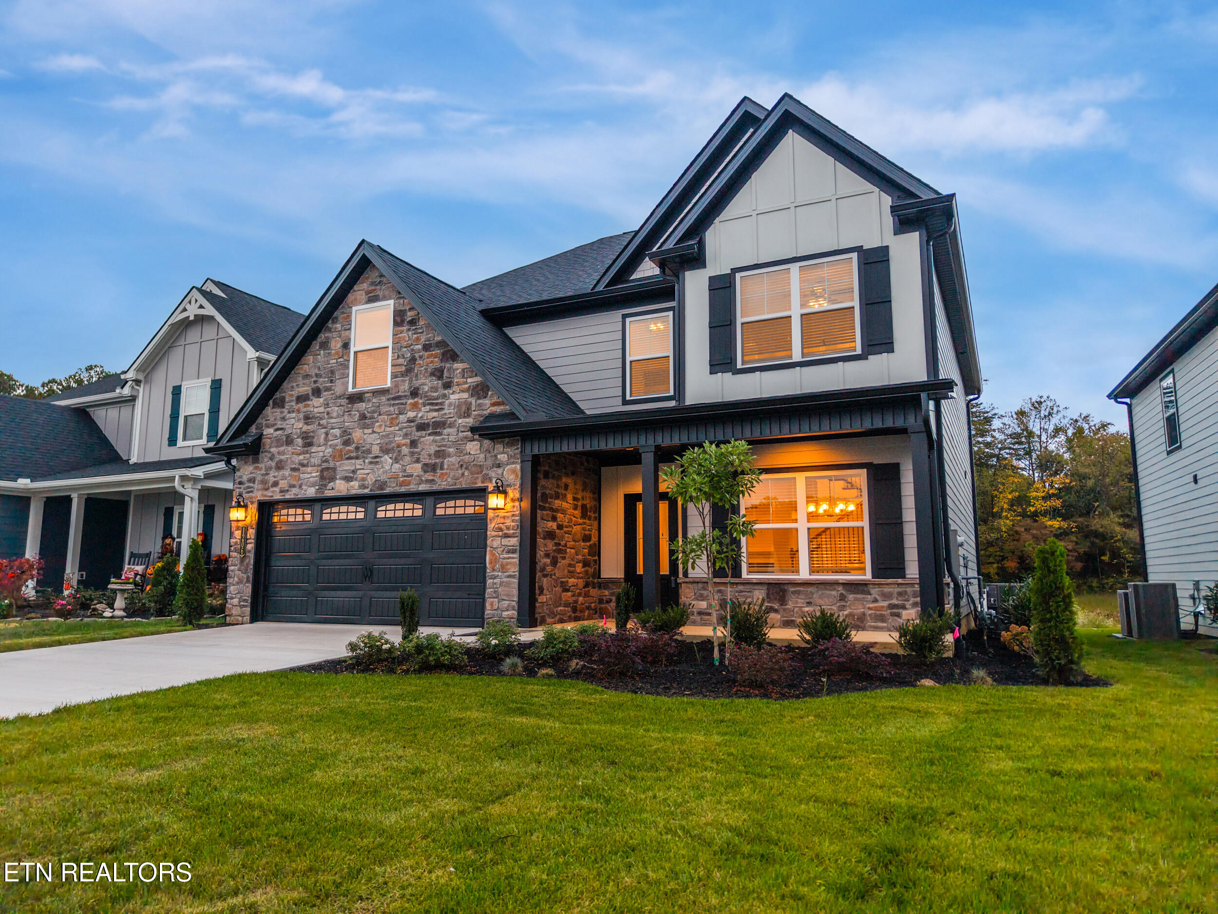 1206 Fort Craig Tr