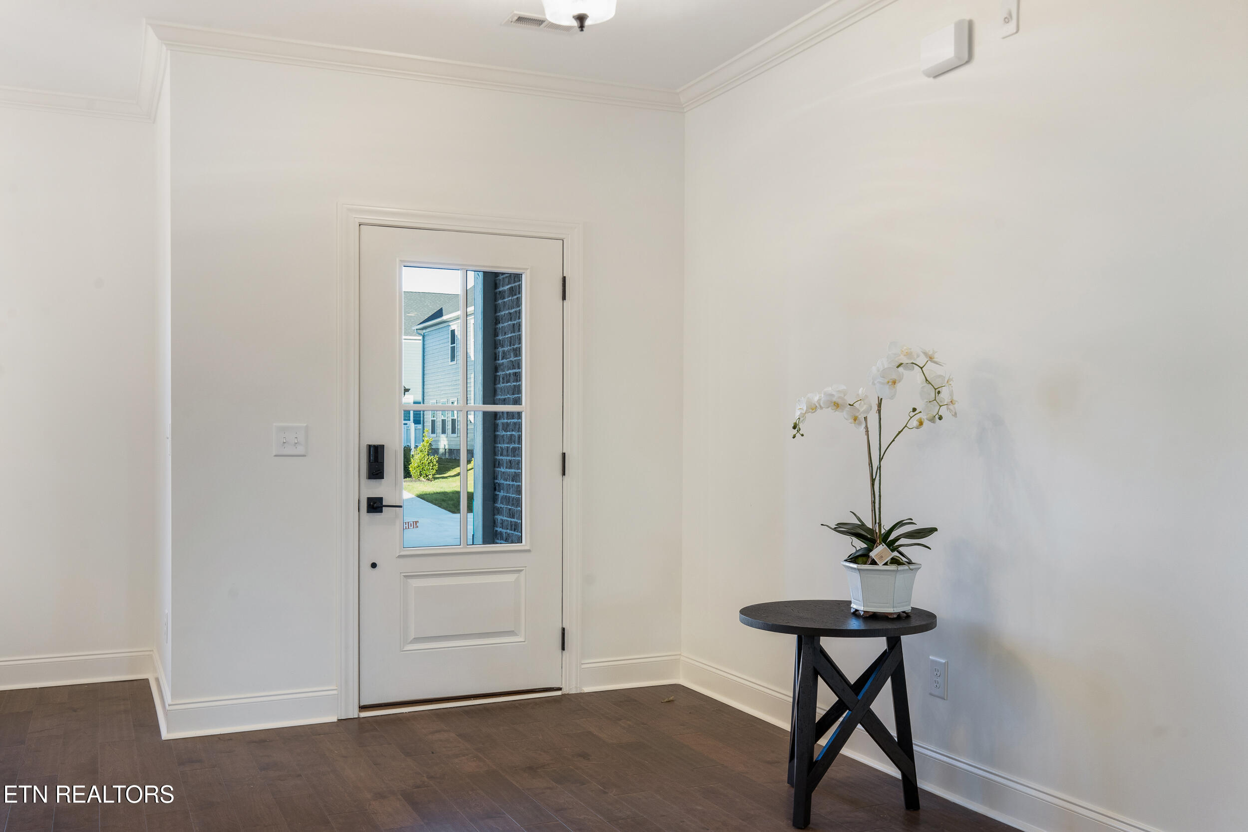 1206 Fort Craig Tr