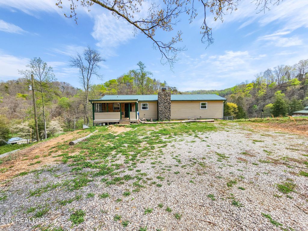 Photo of 1817 Walker Ford Rd, Maynardville, TN 37807 (MLS # 1297837)