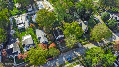 Tiny photo for 514 Clinton St, Harriman, TN 37748 (MLS # 1318933)
