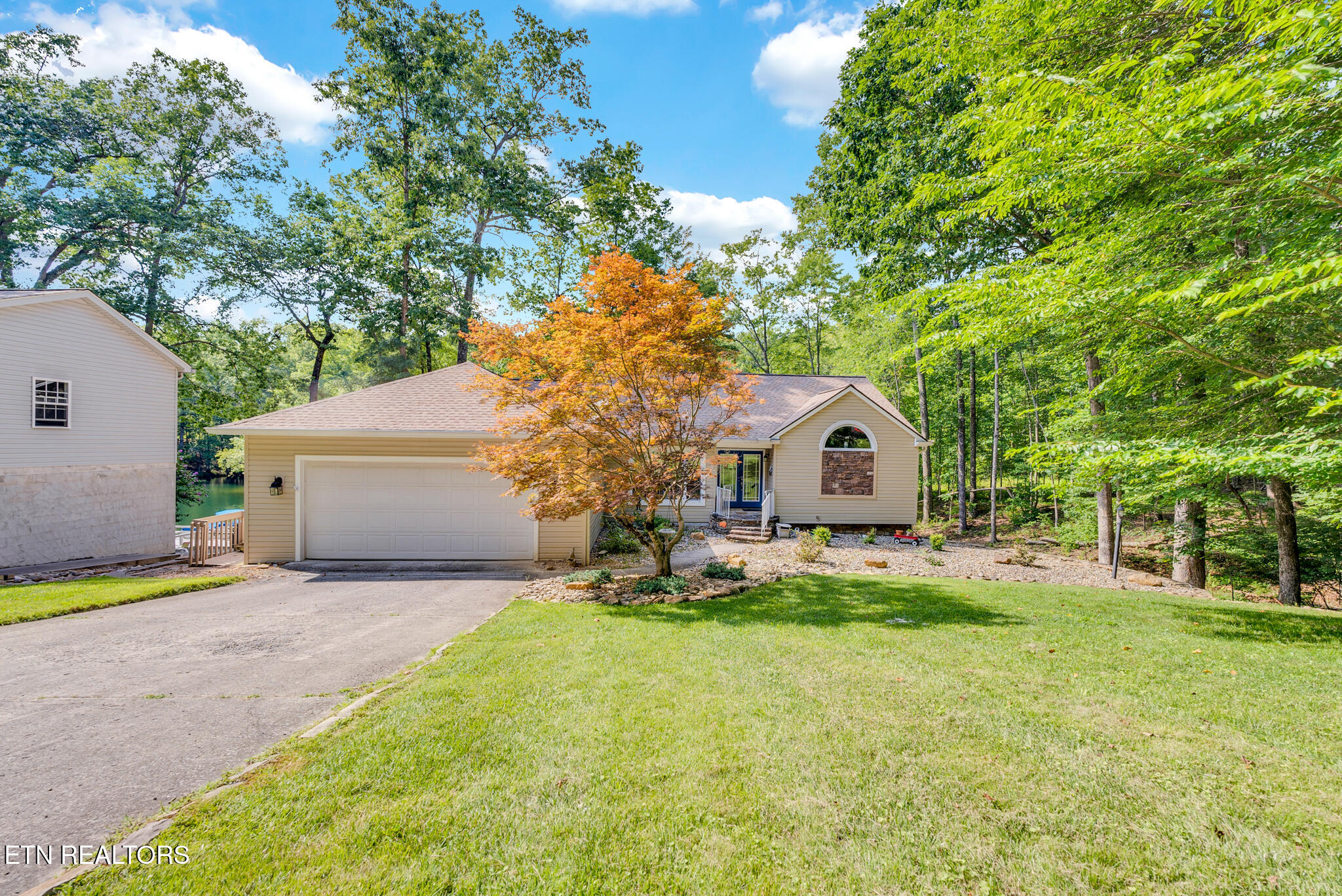 141 Shore Lane