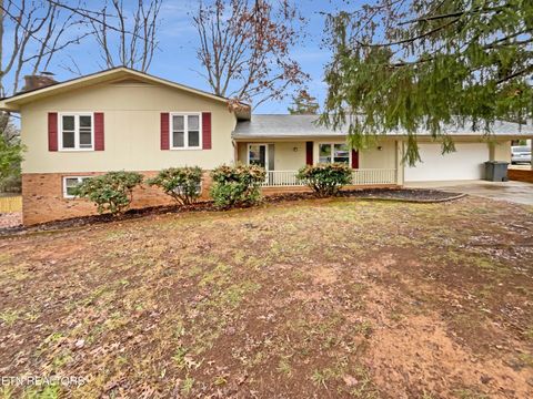 Photo of 1012 Kensington Blvd, Maryville, TN 37803 (MLS # 1324588)