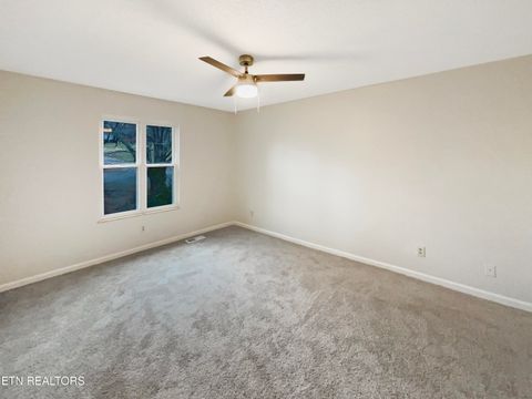 Tiny photo for 1012 Kensington Blvd, Maryville, TN 37803 (MLS # 1324588)