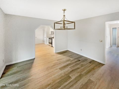 Tiny photo for 1012 Kensington Blvd, Maryville, TN 37803 (MLS # 1324588)