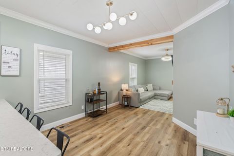 Tiny photo for 701 Poplar St, Loudon, TN 37774 (MLS # 1331153)