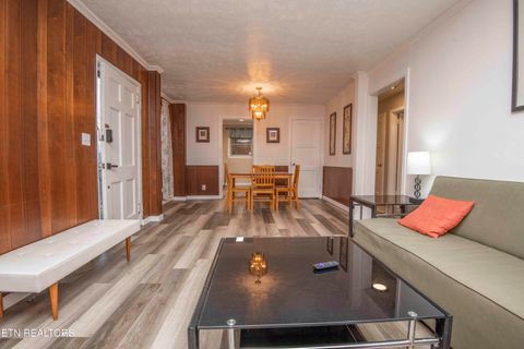 Tiny photo for 209 N Laurel Circle, Knoxville, TN 37912 (MLS # 1335408)