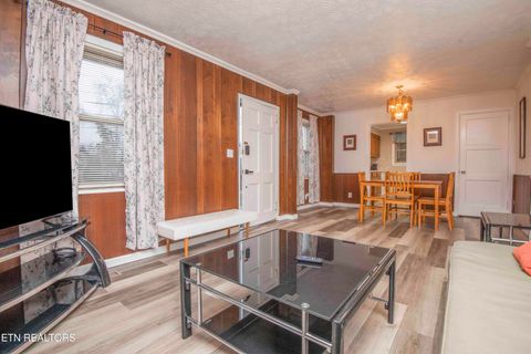 Tiny photo for 209 N Laurel Circle, Knoxville, TN 37912 (MLS # 1335408)