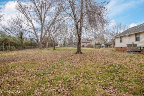 Tiny photo for 209 N Laurel Circle, Knoxville, TN 37912 (MLS # 1335408)