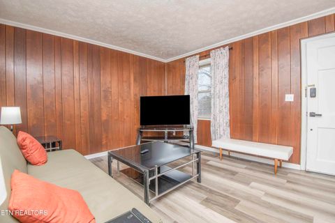 Tiny photo for 209 N Laurel Circle, Knoxville, TN 37912 (MLS # 1335408)