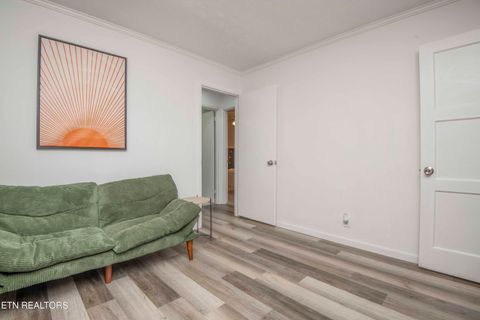 Tiny photo for 209 N Laurel Circle, Knoxville, TN 37912 (MLS # 1335408)