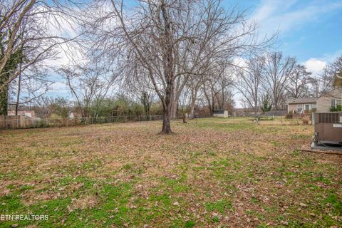 Tiny photo for 209 N Laurel Circle, Knoxville, TN 37912 (MLS # 1335408)