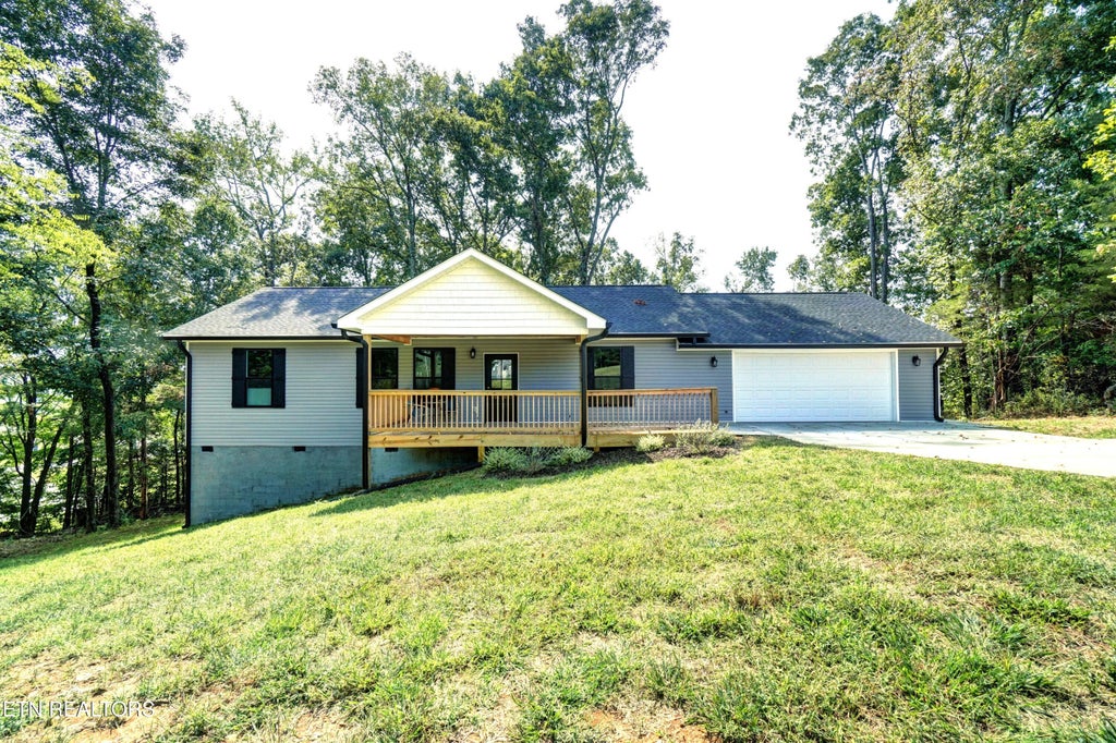 Photo of 105 County Rd 344, Sweetwater, TN 37874 (MLS # 1338440)