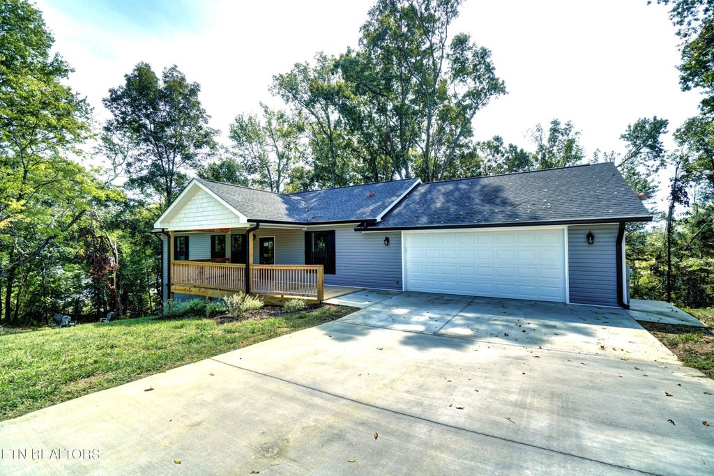 Photo of 105 County Rd 344, Sweetwater, TN 37874 (MLS # 1338440)