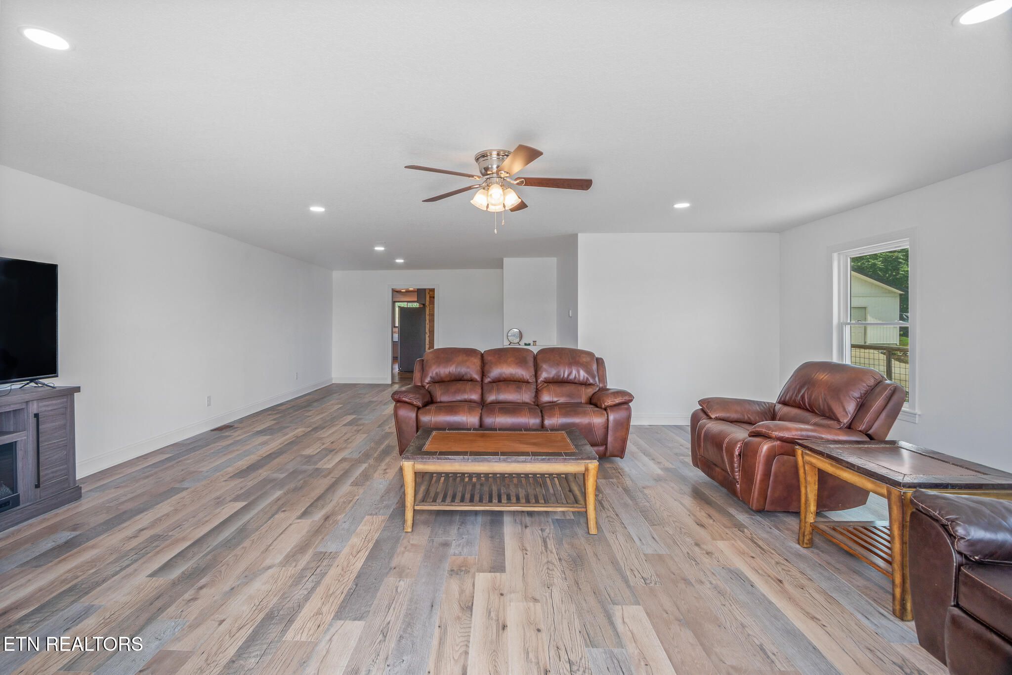 608 Sam Heim Rd