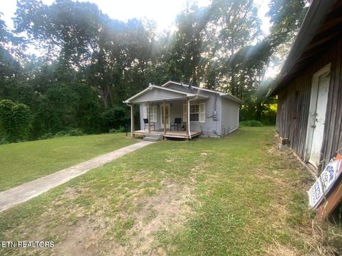 2789 Oak Grove Rd Rocky Top TN 37769