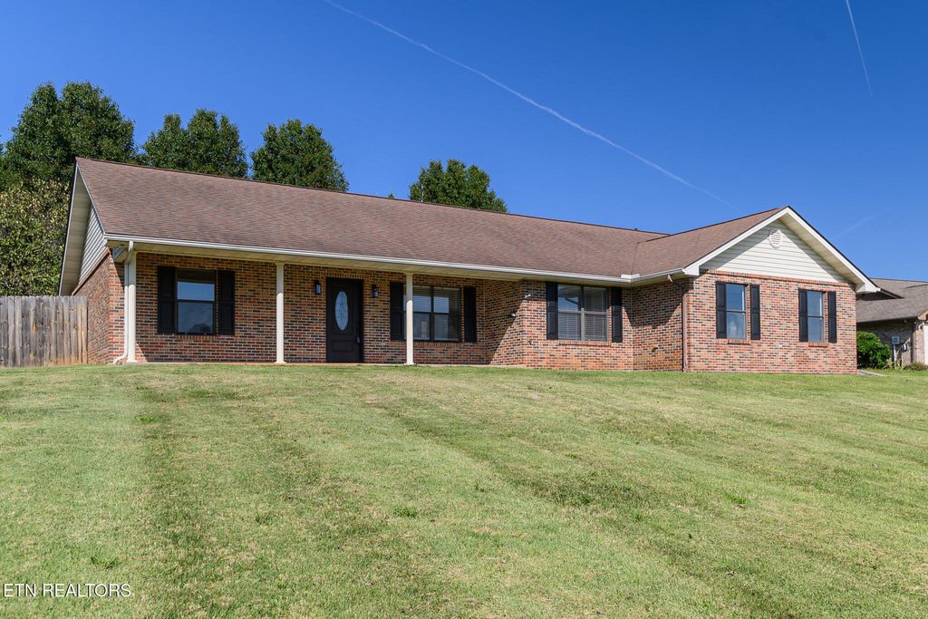 Photo of 2115 Bradley Lane, Sevierville, TN 37876 (MLS # 1317512)