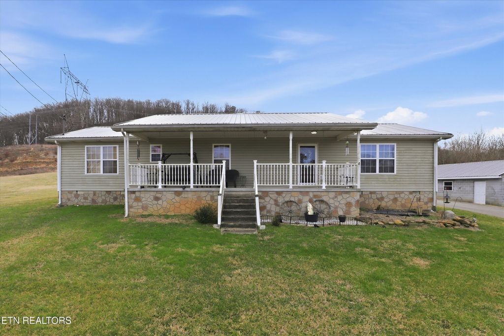 Photo of 7001 Calvary Way, Corryton, TN 37721 (MLS # 1328092)