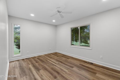 Tiny photo for 3320 Hazelwood Court, Baneberry, TN 37890 (MLS # 1316808)