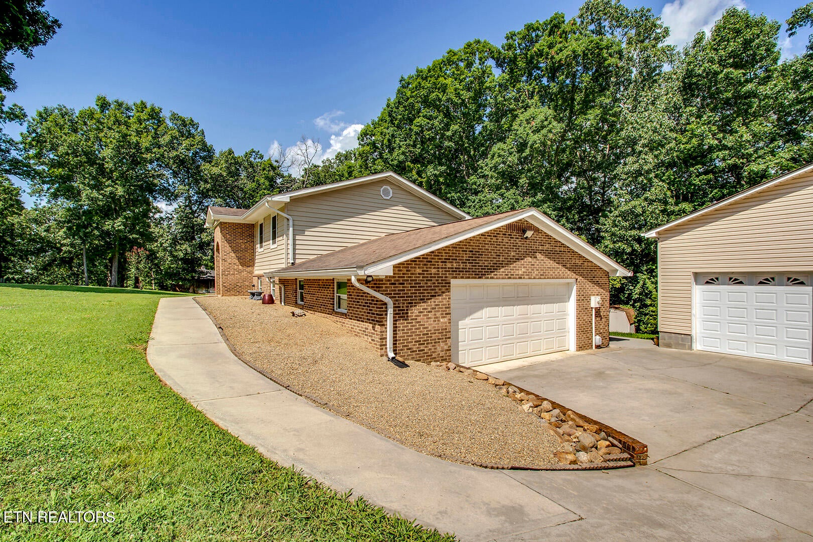 145 Van Stowe Rd