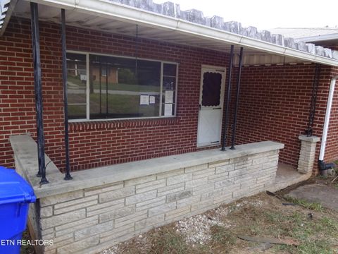 Tiny photo for 560 Margrave Drive, Harriman, TN 37748 (MLS # 1317293)