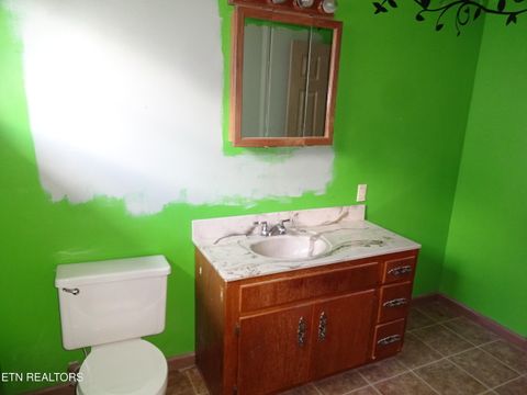 Tiny photo for 560 Margrave Drive, Harriman, TN 37748 (MLS # 1317293)