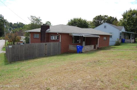 Tiny photo for 560 Margrave Drive, Harriman, TN 37748 (MLS # 1317293)