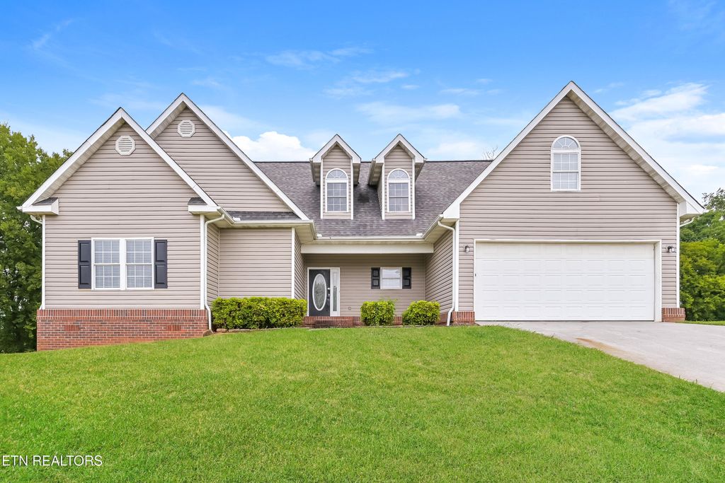 Photo of 2140 Kings View Loop, Seymour, TN 37865 (MLS # 1312839)