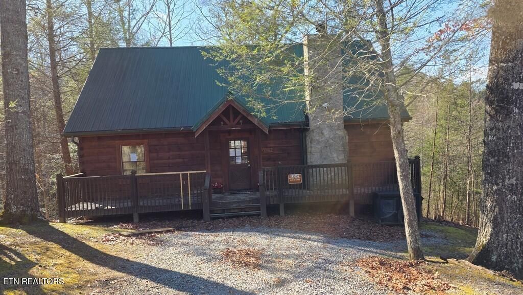 Photo of 1249 Secona Way, Sevierville, TN 37876 (MLS # 1318990)